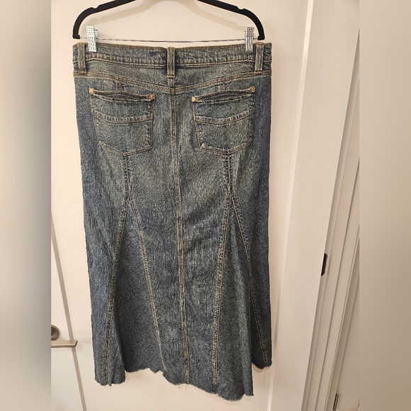 Vintage - Special Edition Old Navy Ultra Low Waist Jean Skirt - NWOT - Size 10 - Picture 11 of 13
